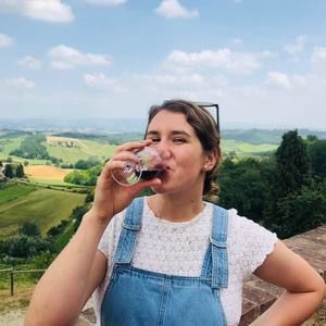 Meet your Posher, Tegan